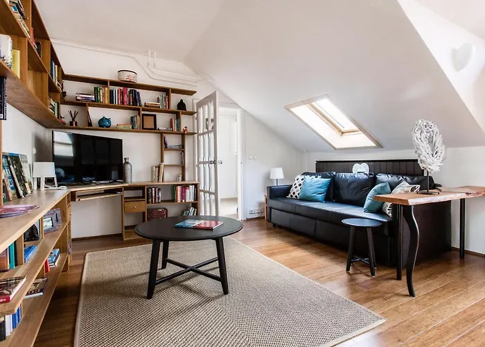 Lejlighed Cecile's Central, Gastro Str, Wifi, 2 Bed And 2 Bathrooms